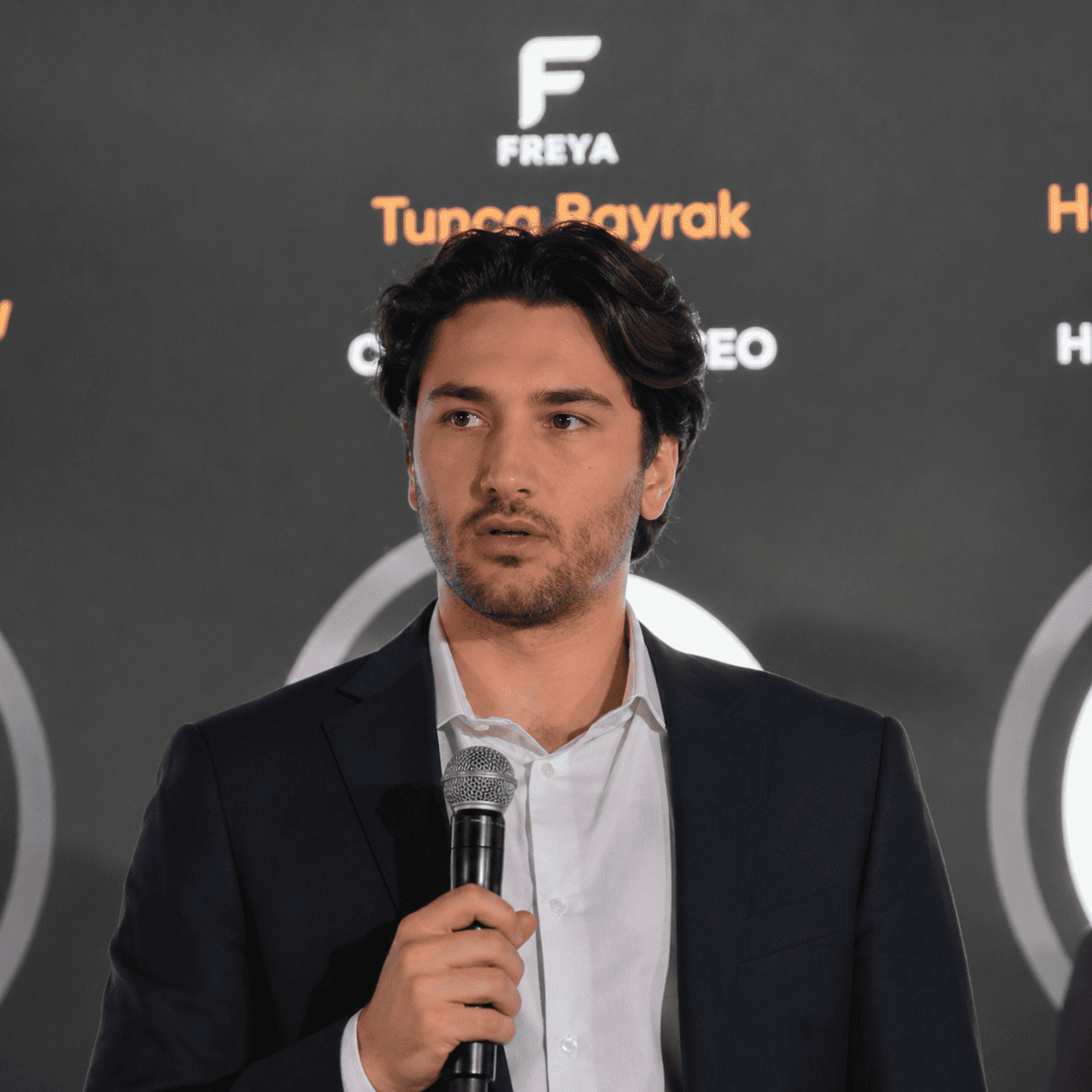 Tunga Bayrak